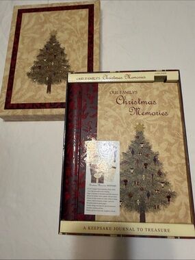 Christmas Memories Keepsake Journal for Families - Beige & Red